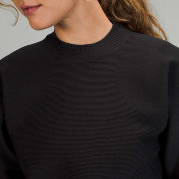 Lululemon All Around Crewneck Sweater Pullover Black Athleisure Casual Sporty 8 - Picture 2 of 14